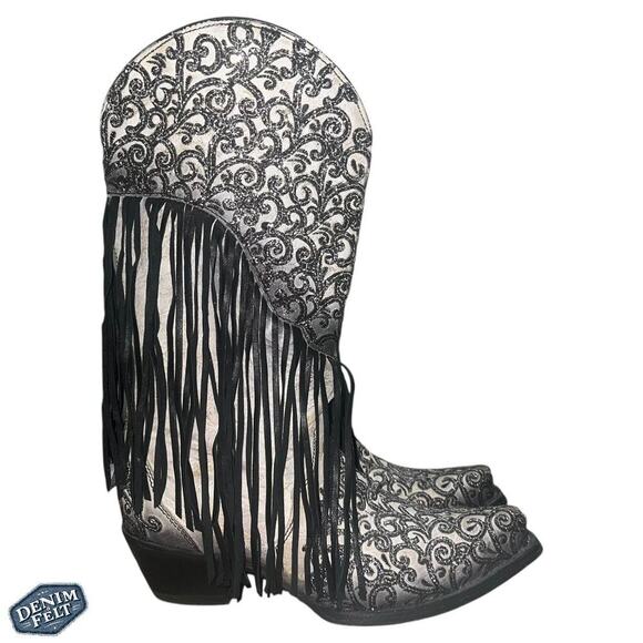Corral Women’s OVERLAY BLACK EMBROIDERY LAMB FRINGE WHITE SNIP TOE COWBOY BOOT - Picture 5 of 15
